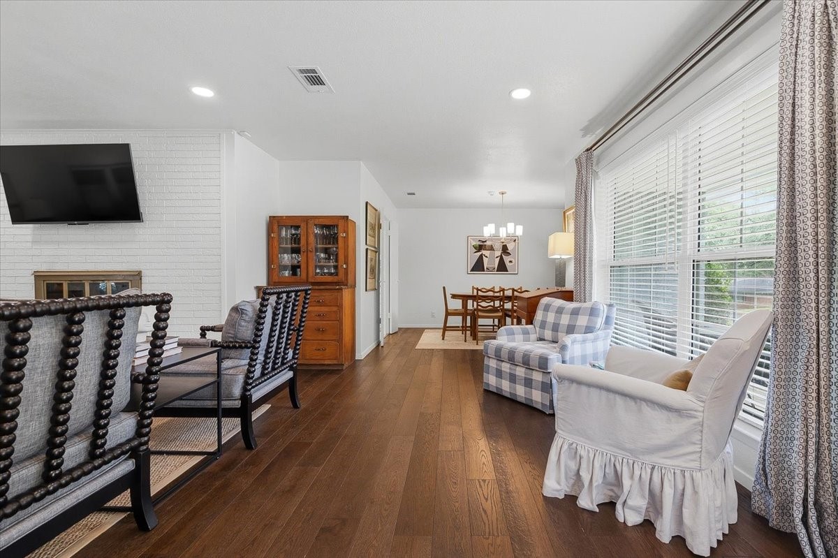 1812 Saxony Road Fort Worth TX 76116