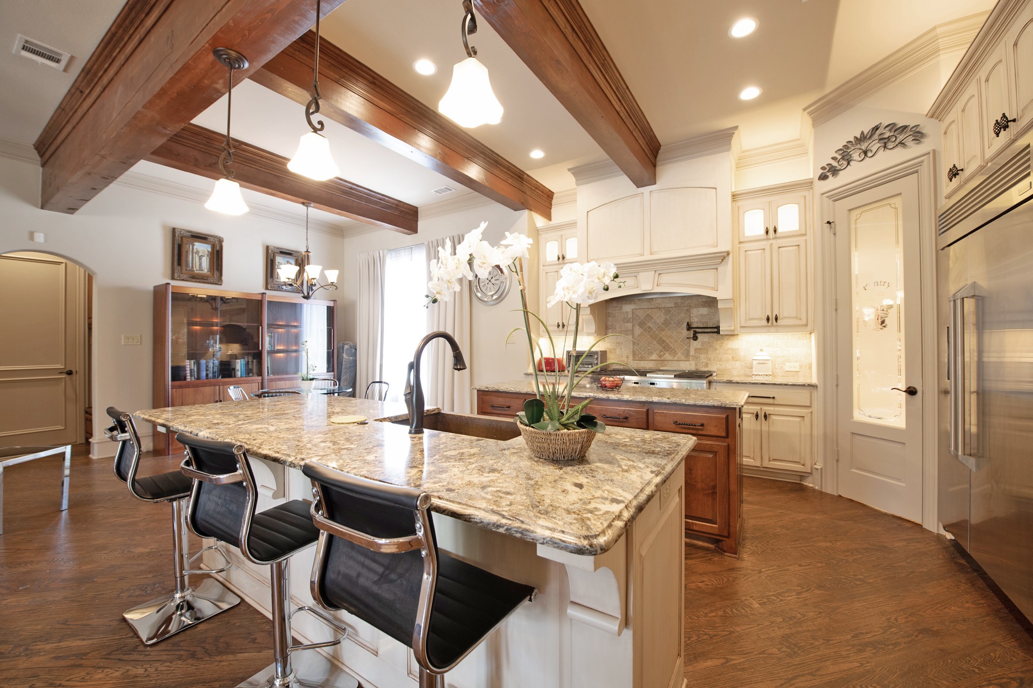 100 Manor Drive Heath TX 75032
