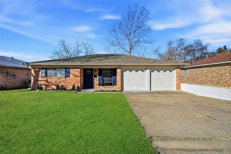 105 N Wood Avenue Denison TX 75020