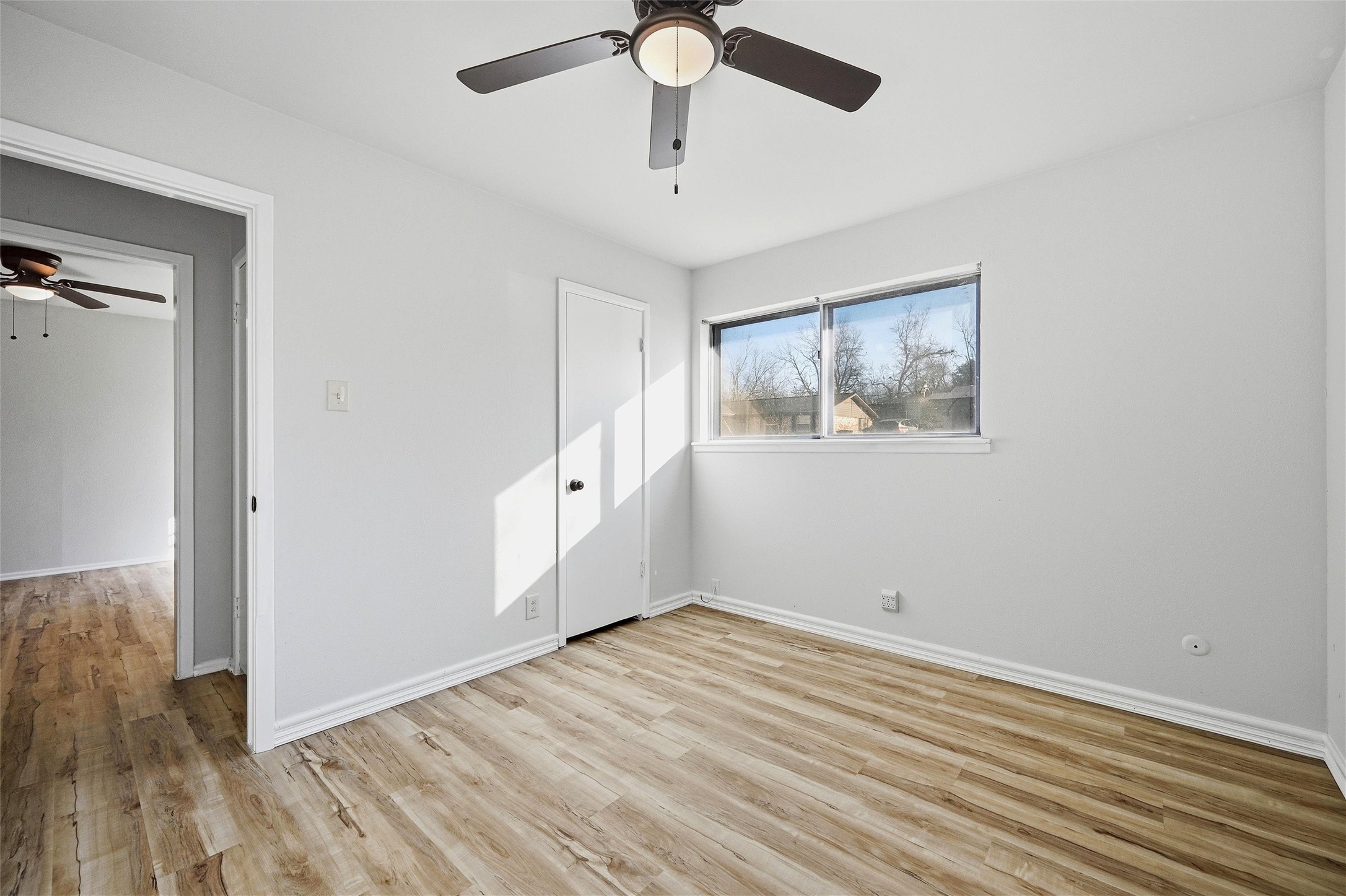 105 N Wood Avenue Denison TX 75020