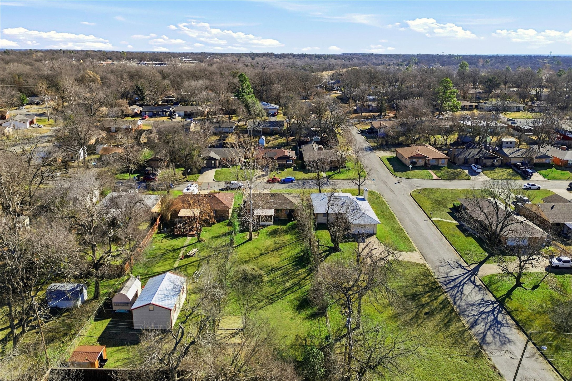 105 N Wood Avenue Denison TX 75020