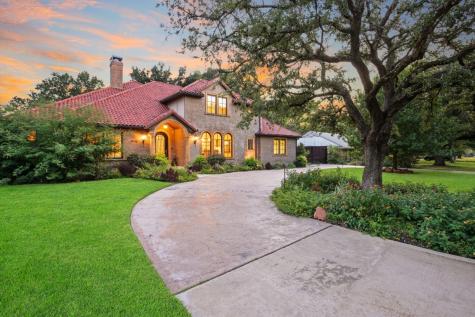 5540 Lindenshire Lane Dallas TX 75230