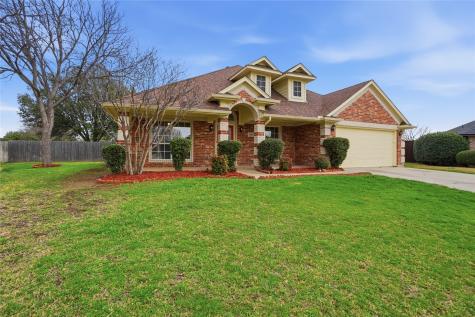 500 Surry Court Saginaw TX 76179