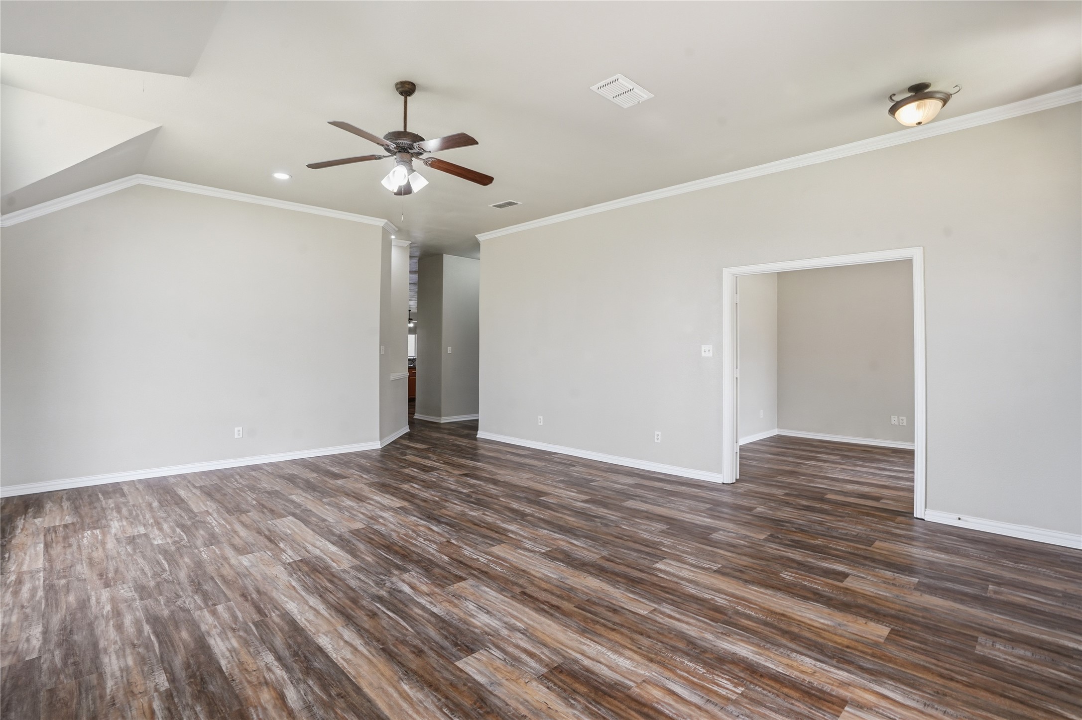 500 Surry Court Saginaw TX 76179