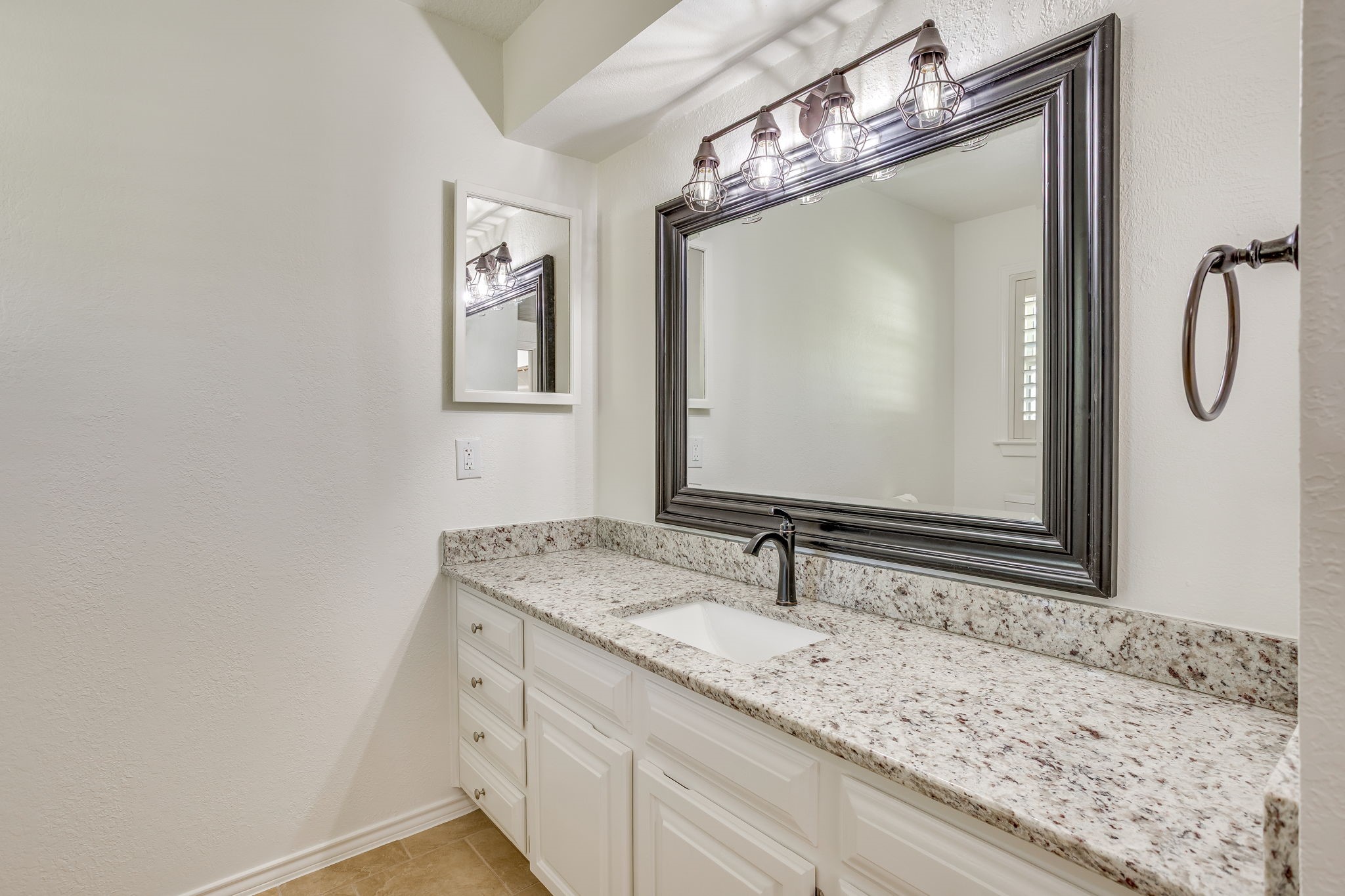 121 Westridge Trail Weatherford TX 76087