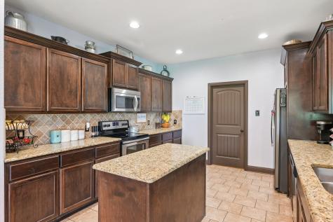3676 County Road 2208 Greenville TX 75402