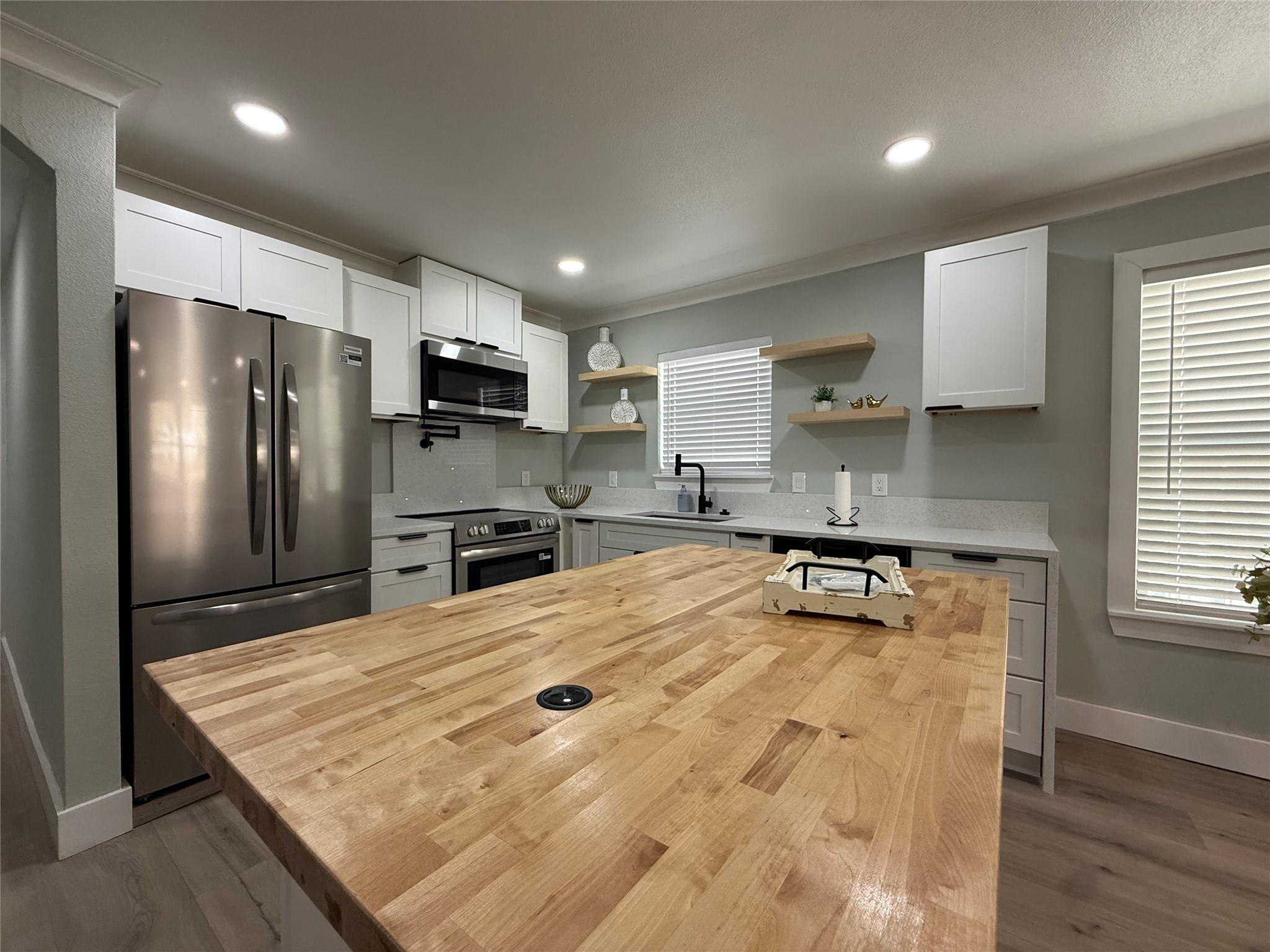 3047 Fernwood Avenue Dallas TX 75216