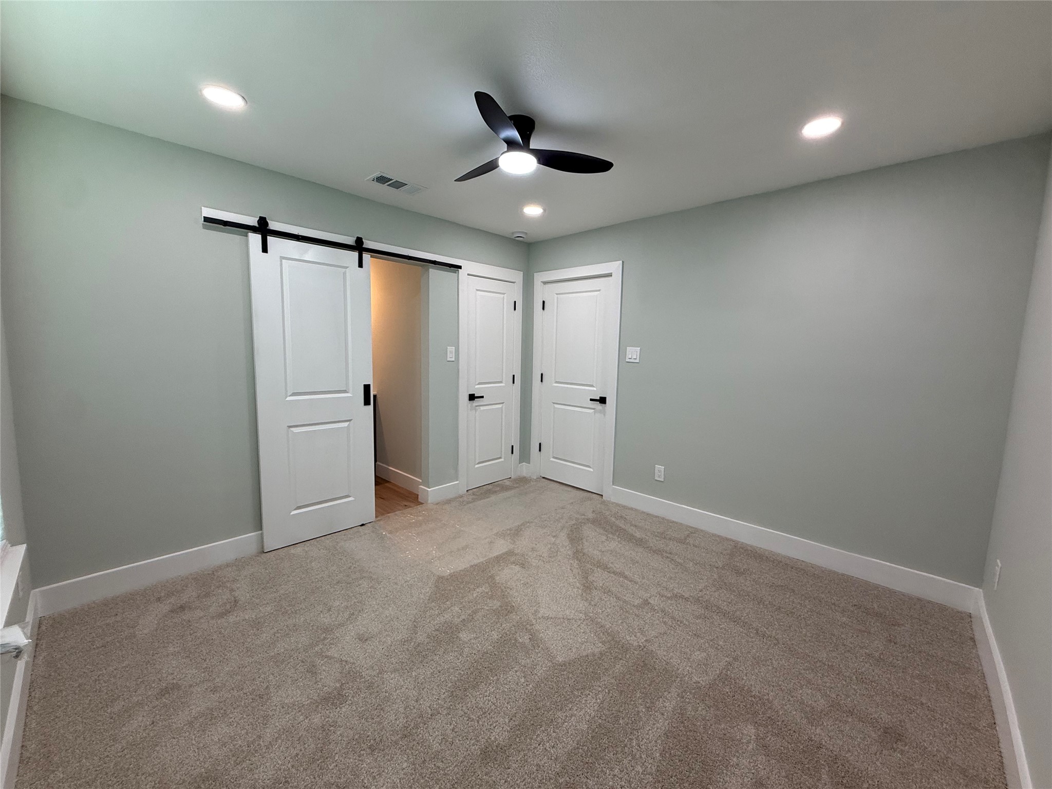 3047 Fernwood Avenue Dallas TX 75216
