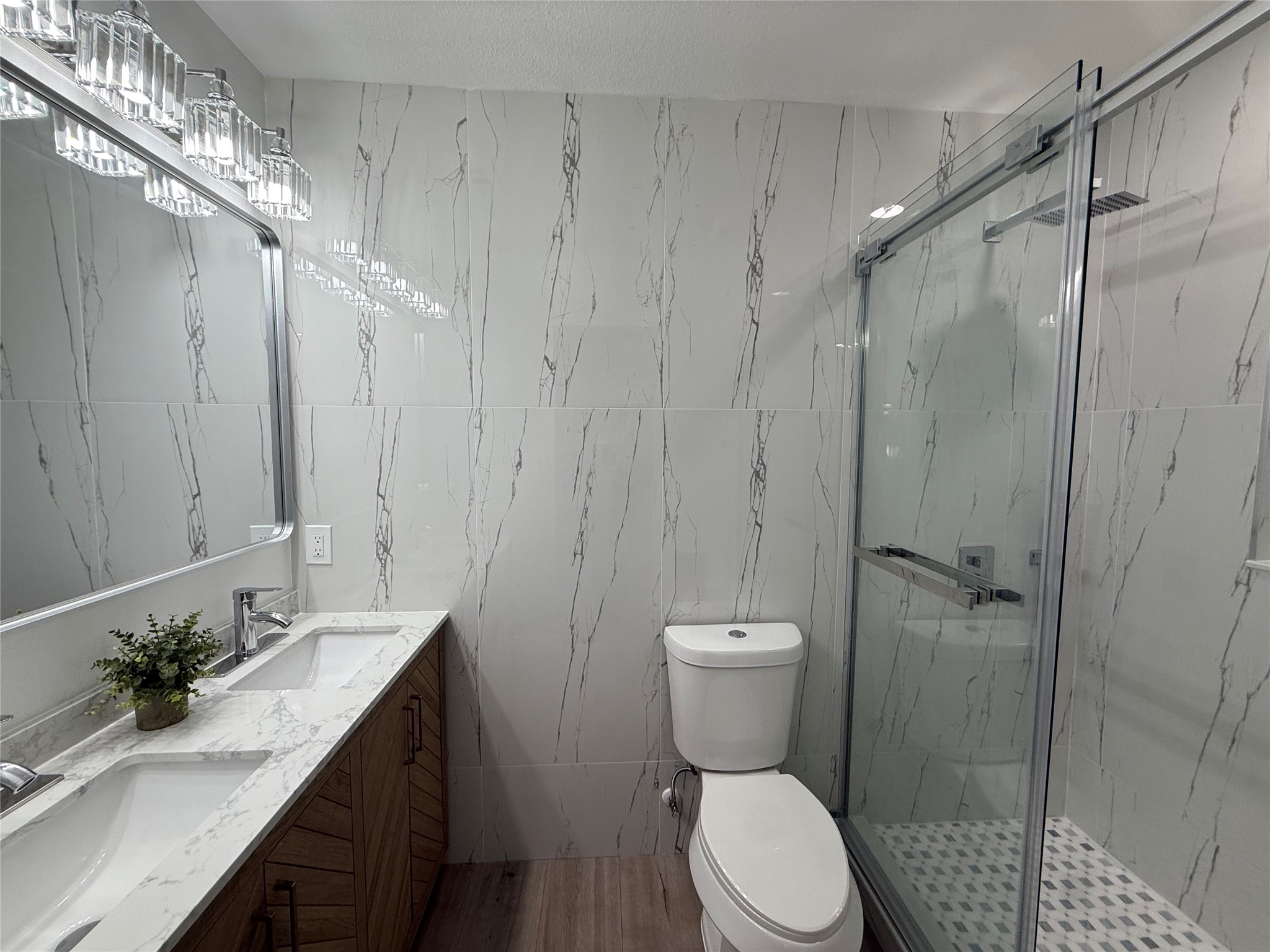 3047 Fernwood Avenue Dallas TX 75216