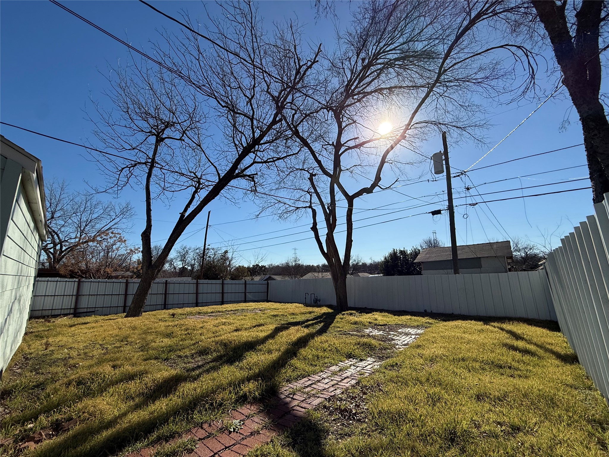 3047 Fernwood Avenue Dallas TX 75216