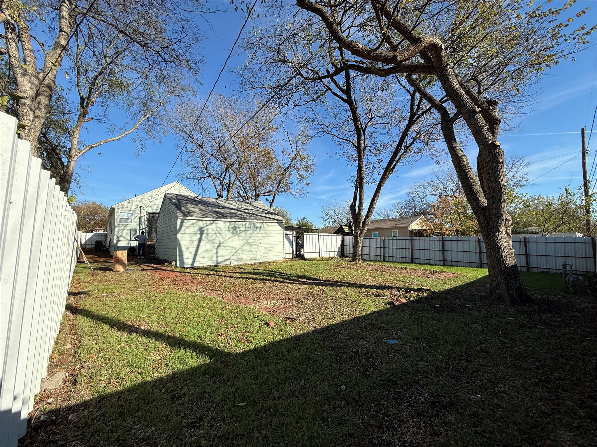 3047 Fernwood Avenue Dallas TX 75216