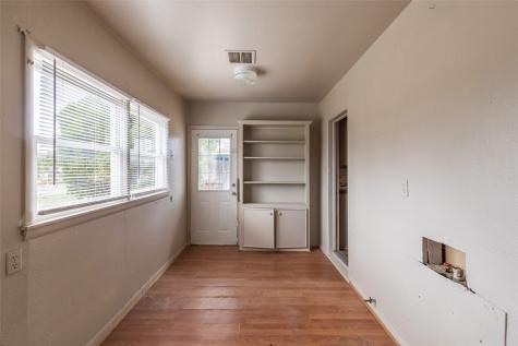 425 S 1st Street W Clyde TX 79510