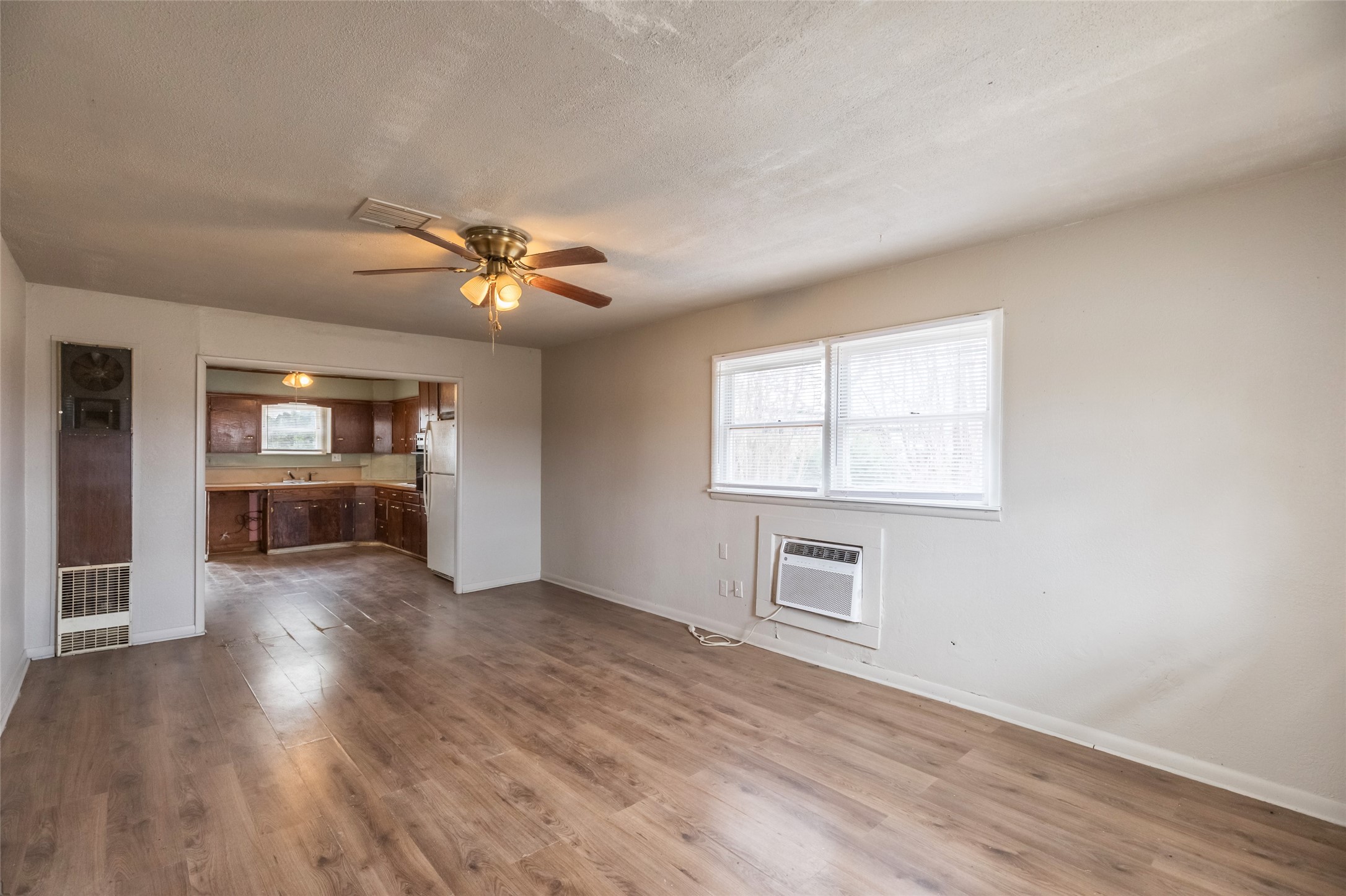 425 S 1st Street W Clyde TX 79510