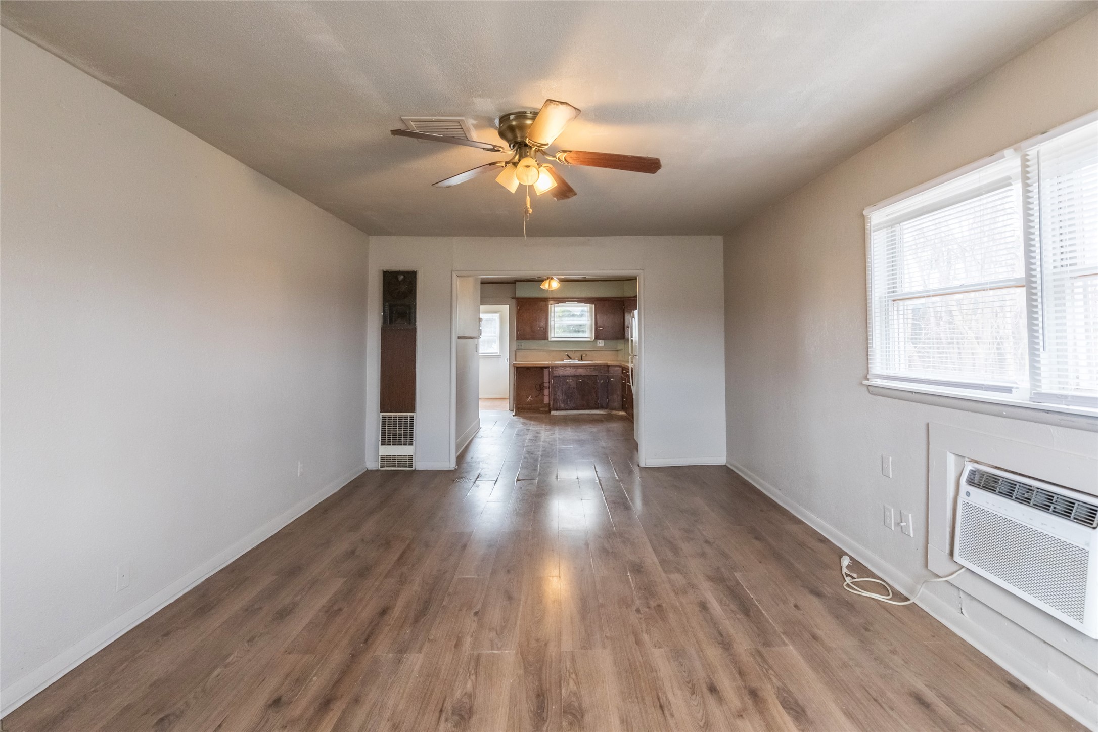 425 S 1st Street W Clyde TX 79510