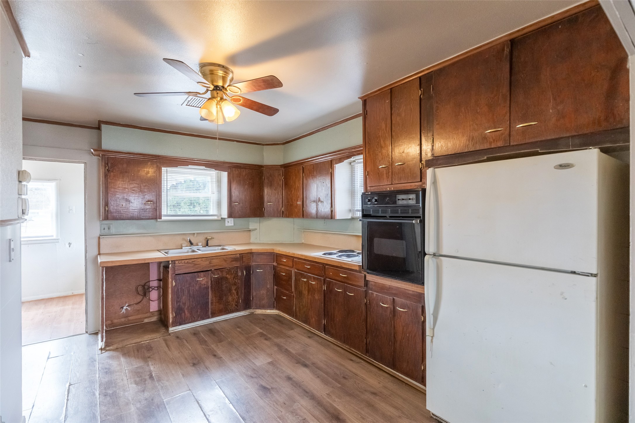 425 S 1st Street W Clyde TX 79510