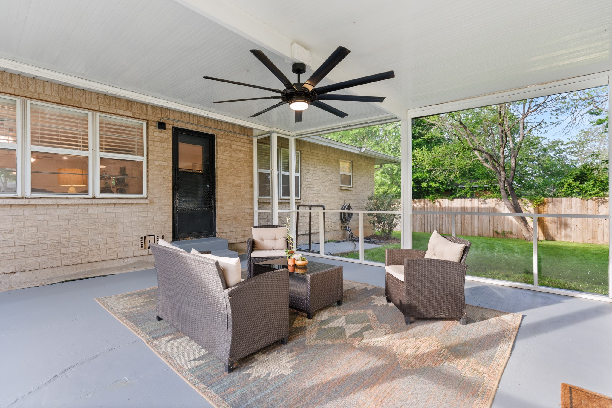 704 W Elizabeth Drive Robinson TX 76706