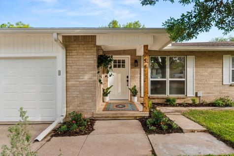 704 W Elizabeth Drive Robinson TX 76706