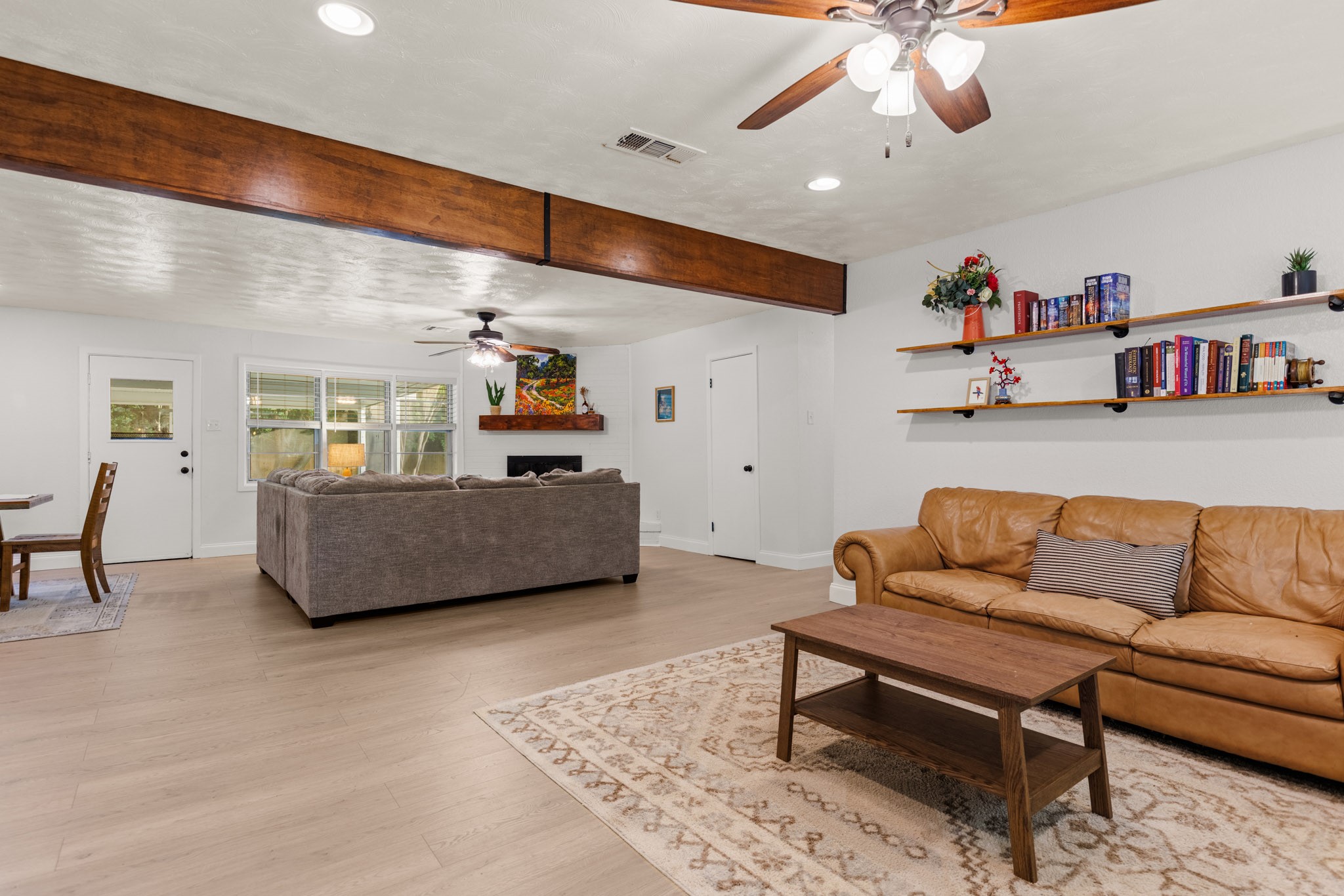 704 W Elizabeth Drive Robinson TX 76706