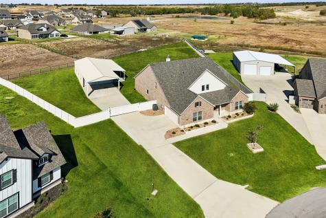 131 Clearwater Court Rhome TX 76078