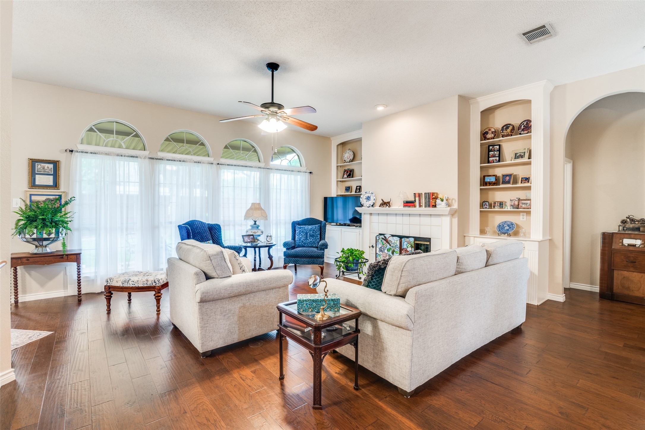 8706 Brookhollow Drive Rowlett TX 75089