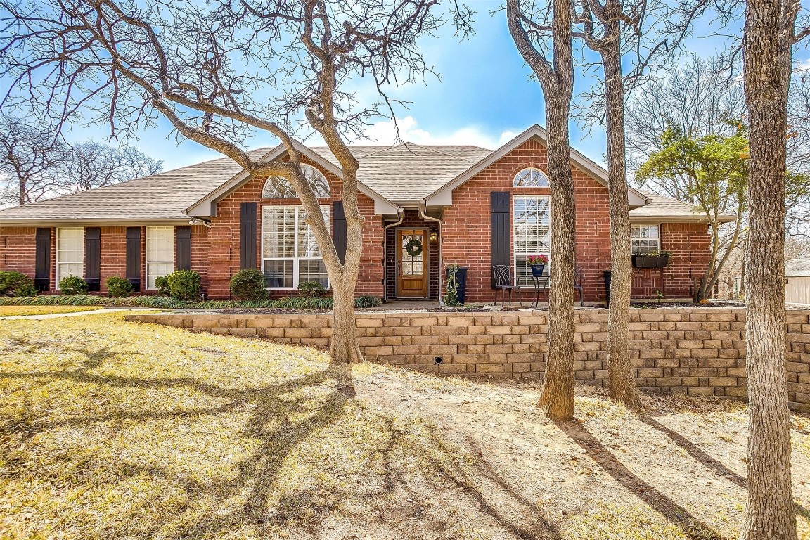 204 Suzanne Place Burleson TX 76028