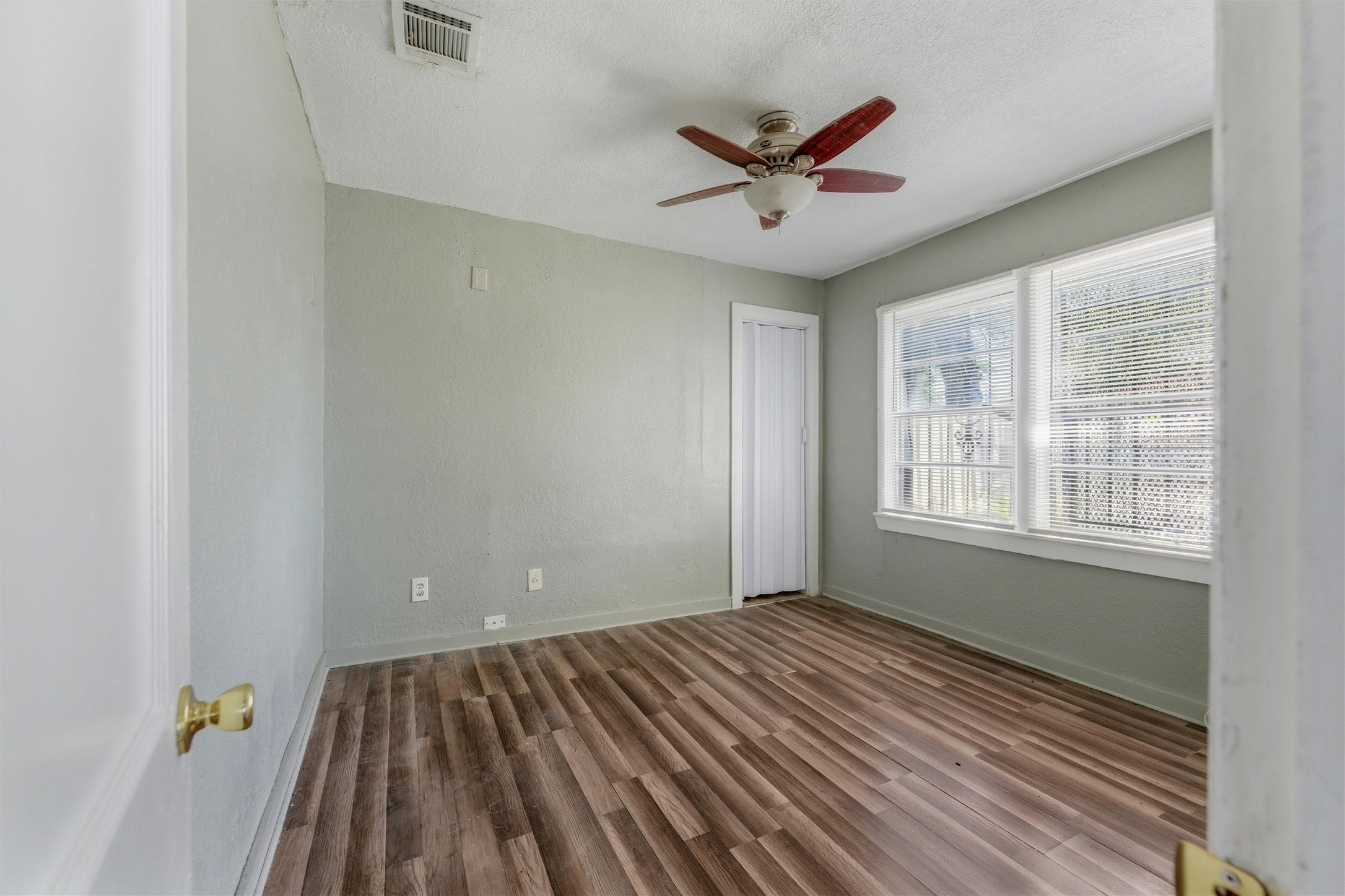 2609 Yeager Street Fort Worth TX 76112