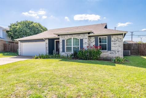 1311 Brookmeadow Court Arlington TX 76018