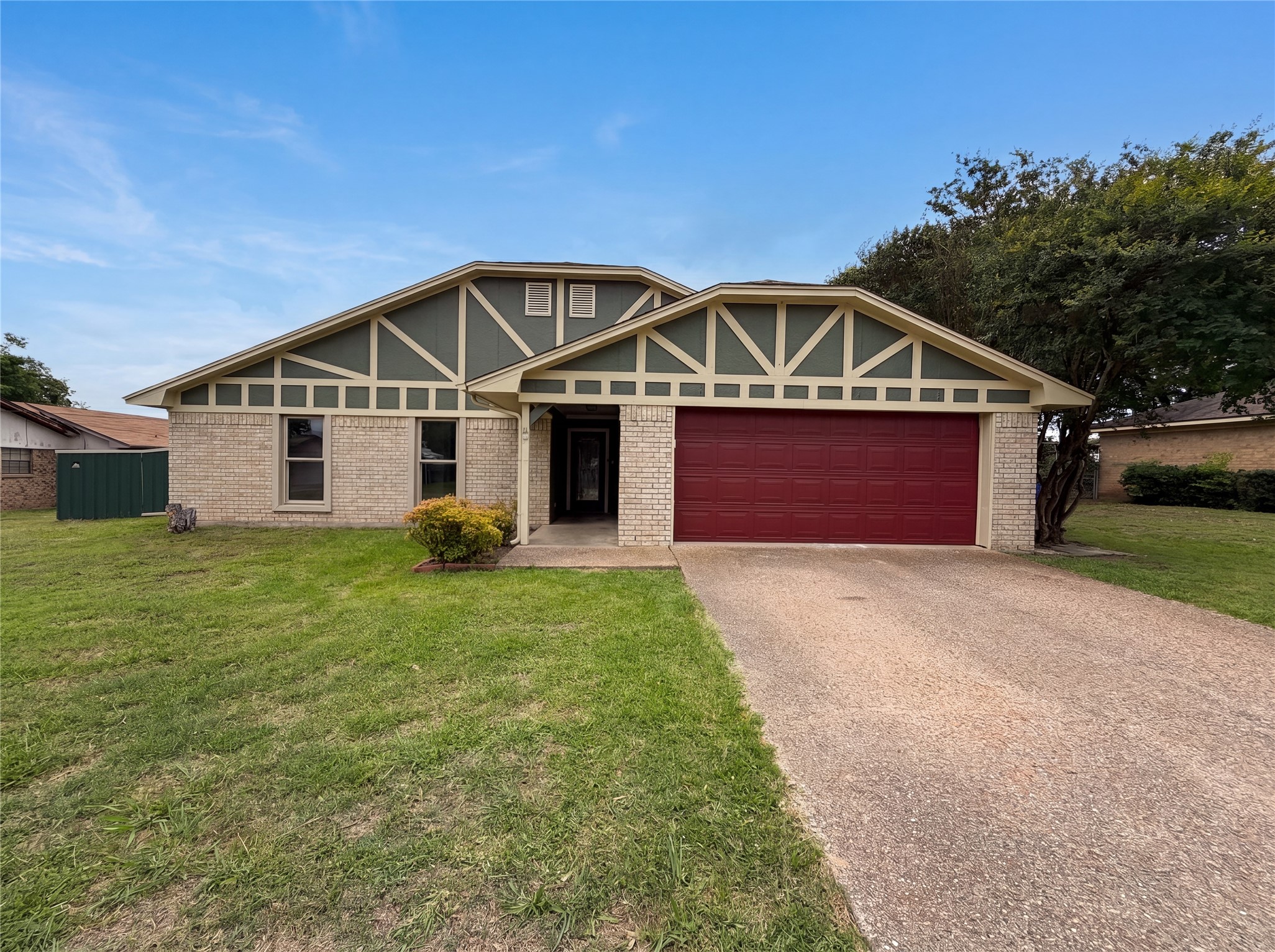 208 Dakota Drive Hewitt TX 76643