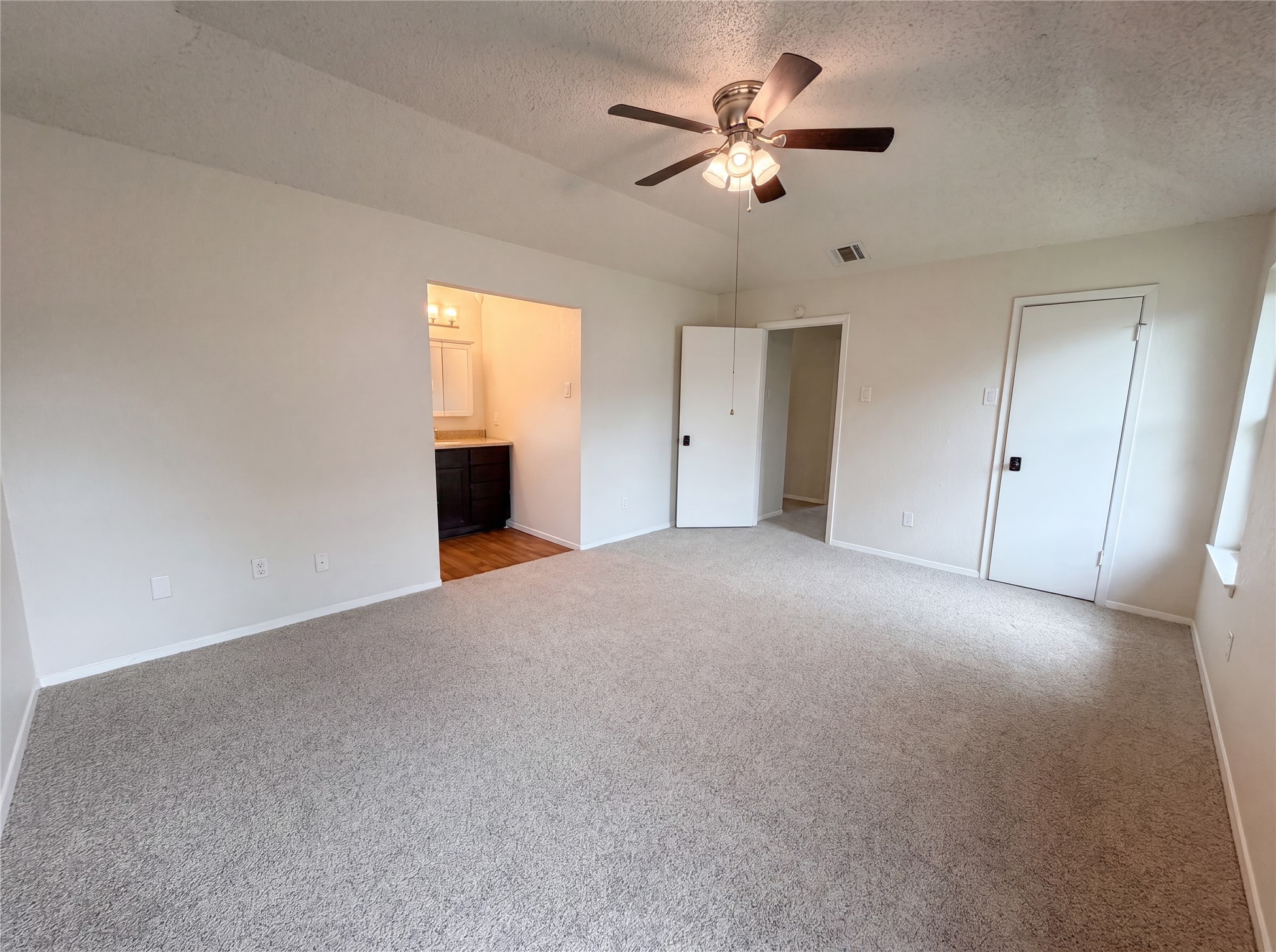 208 Dakota Drive Hewitt TX 76643
