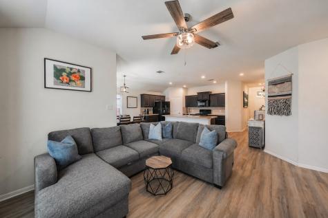 633 Buzzard Lake Trail Fort Worth TX 76120
