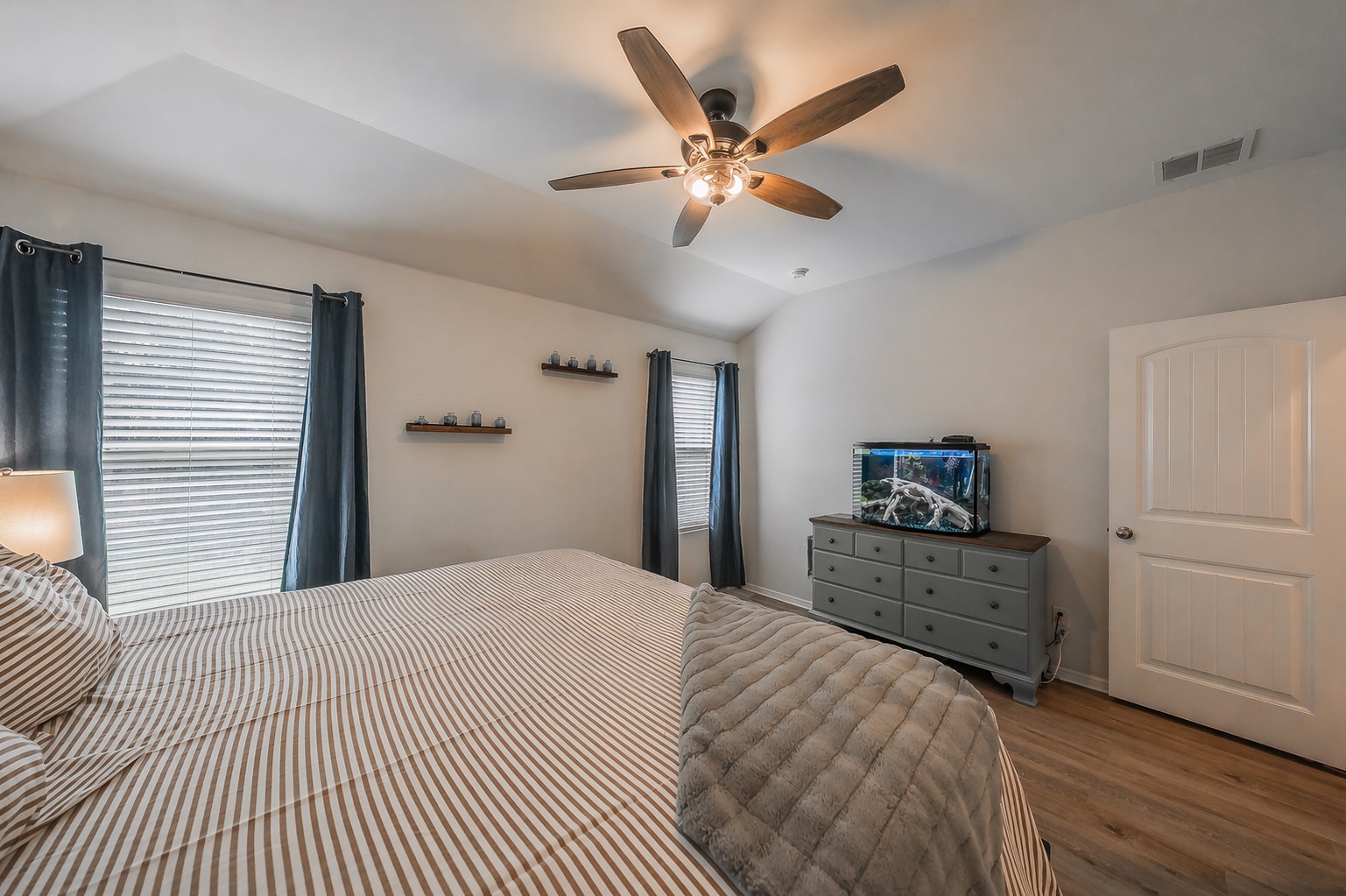 633 Buzzard Lake Trail Fort Worth TX 76120