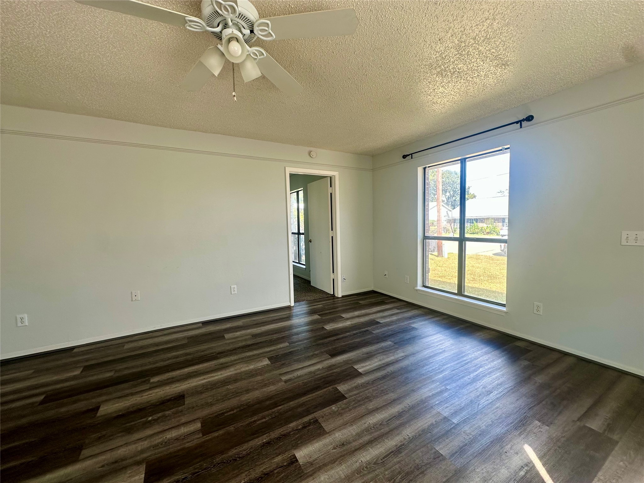 2450 SE 40th Street Paris TX 75460