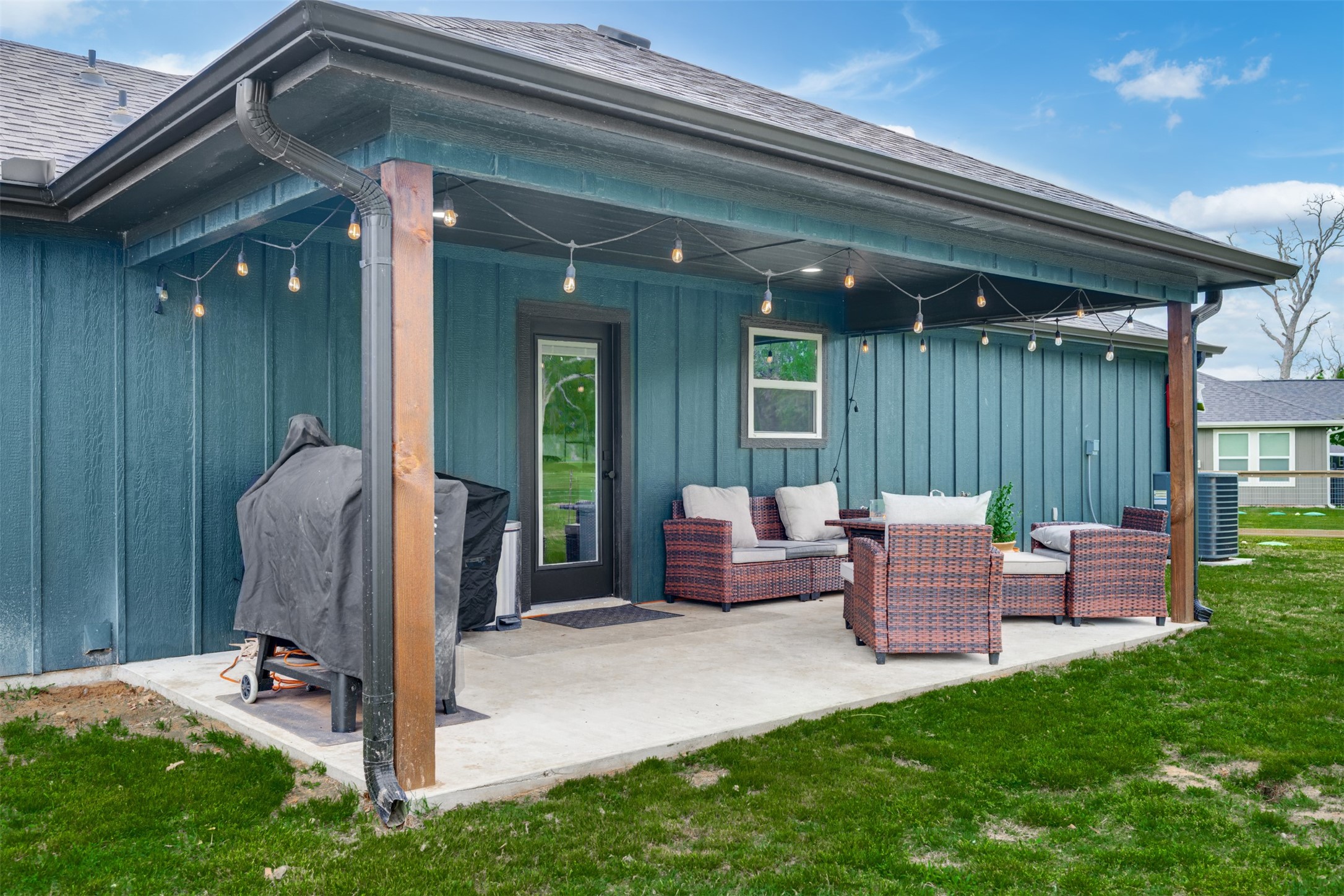 64 Private Road 43792 Paris TX 75462