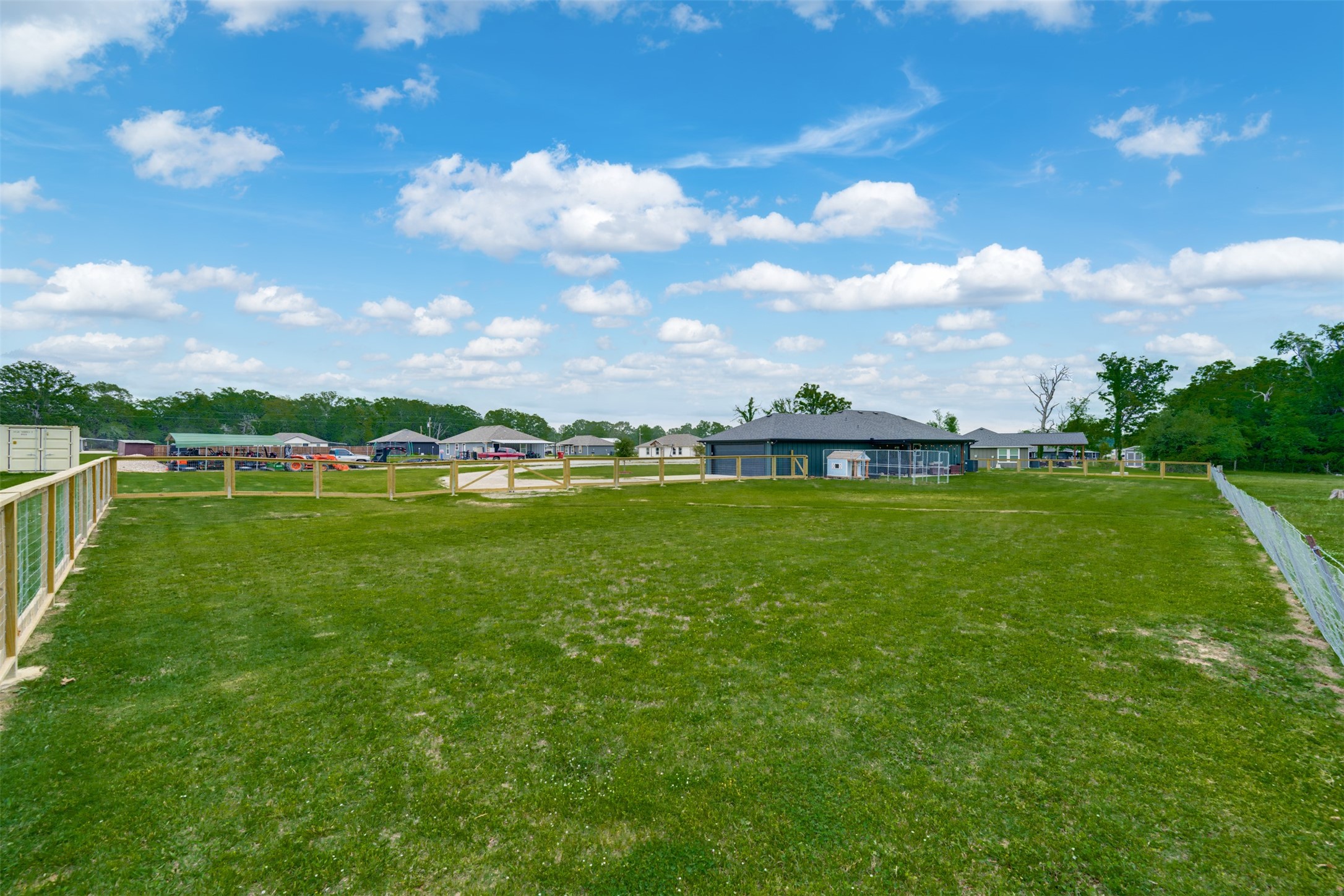 64 Private Road 43792 Paris TX 75462