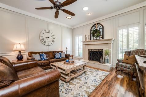 1902 Meadowview Drive Garland TX 75043