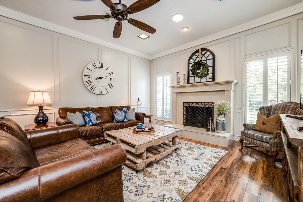 1902 Meadowview Drive Garland TX 75043