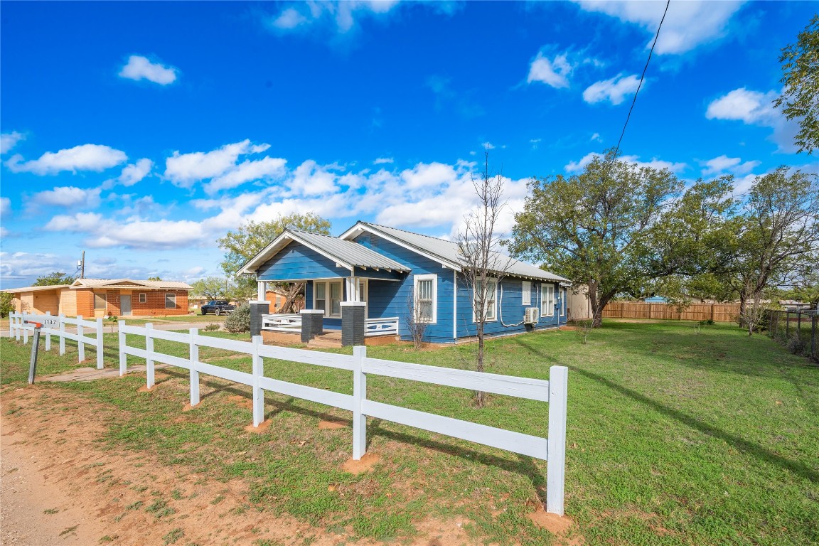 1132 8th Street Anson TX 79501