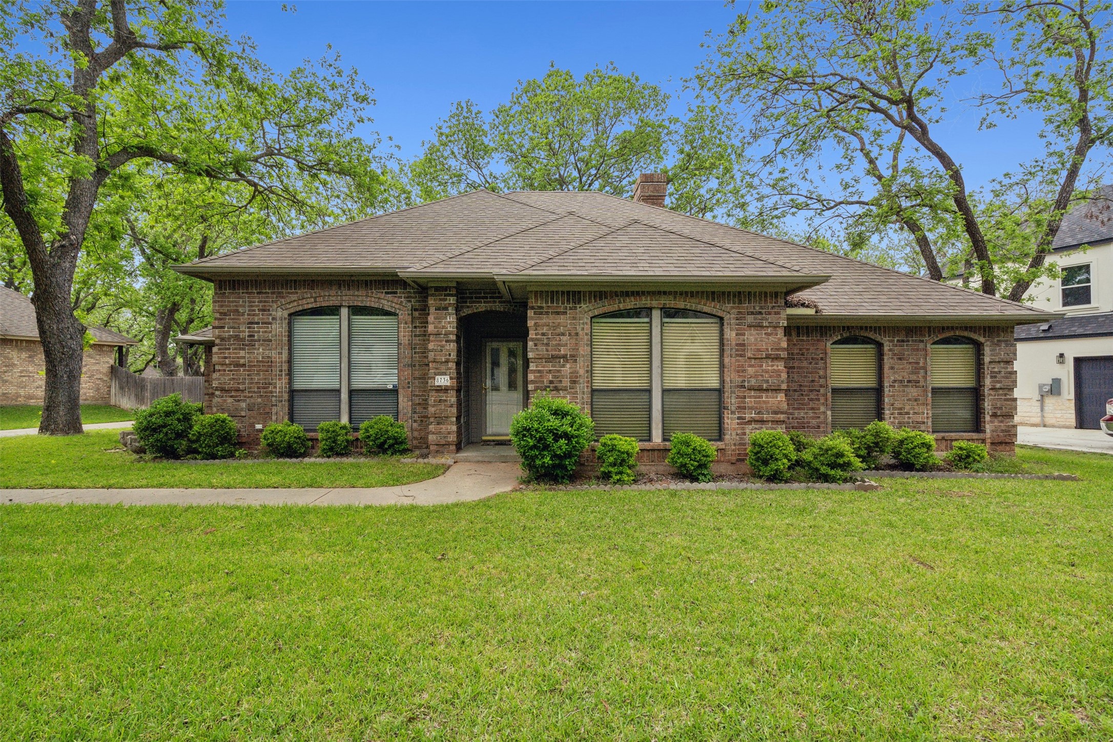 8736 S Monticello Circle Granbury TX 76049