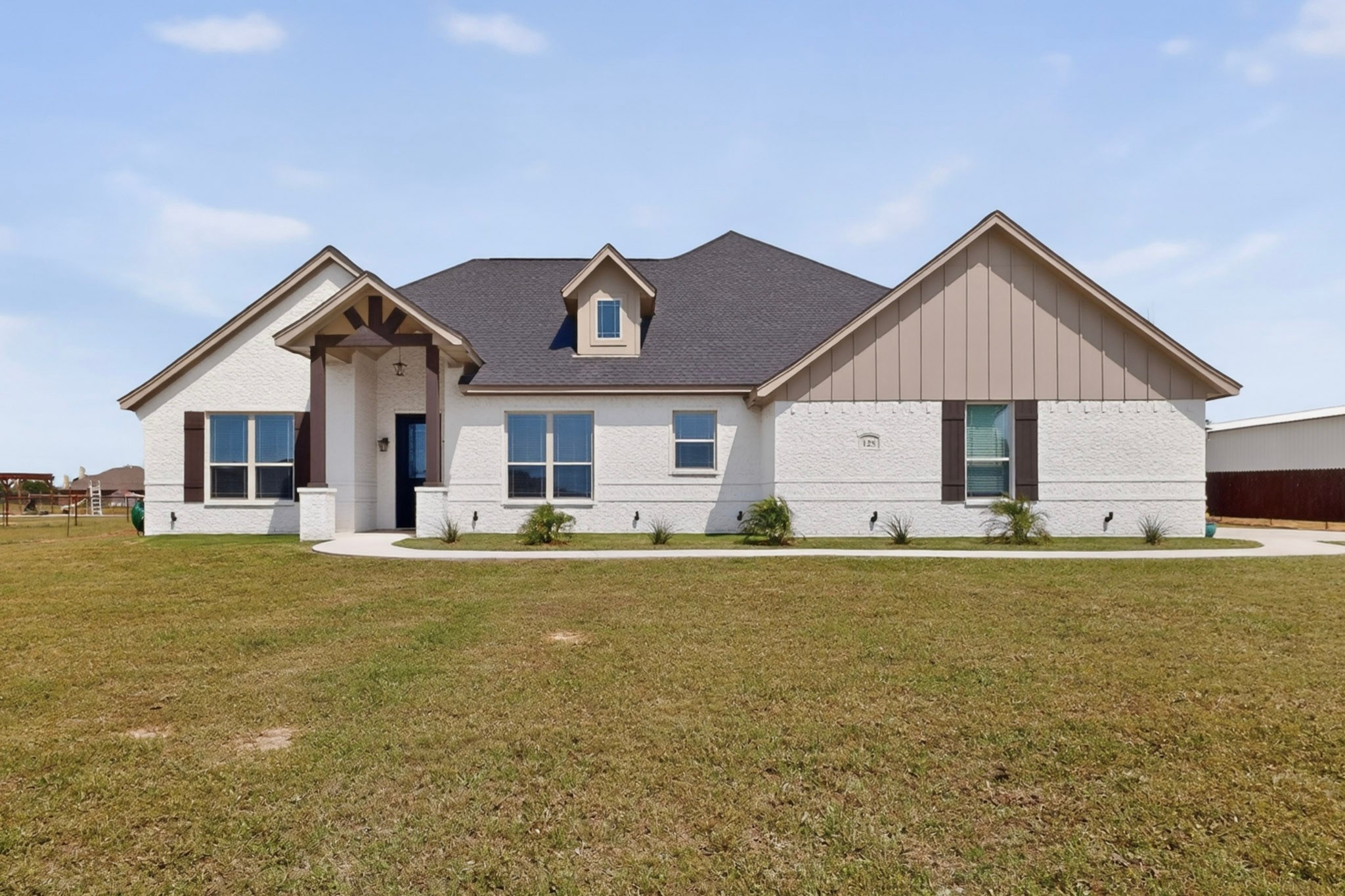 125 Remington Park Drive Springtown TX 76082