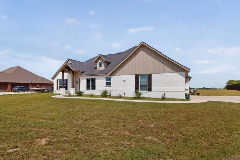125 Remington Park Drive Springtown TX 76082