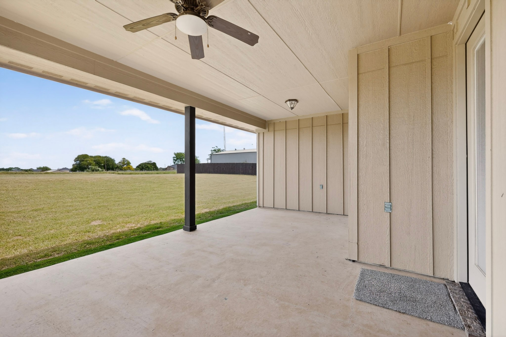 125 Remington Park Drive Springtown TX 76082