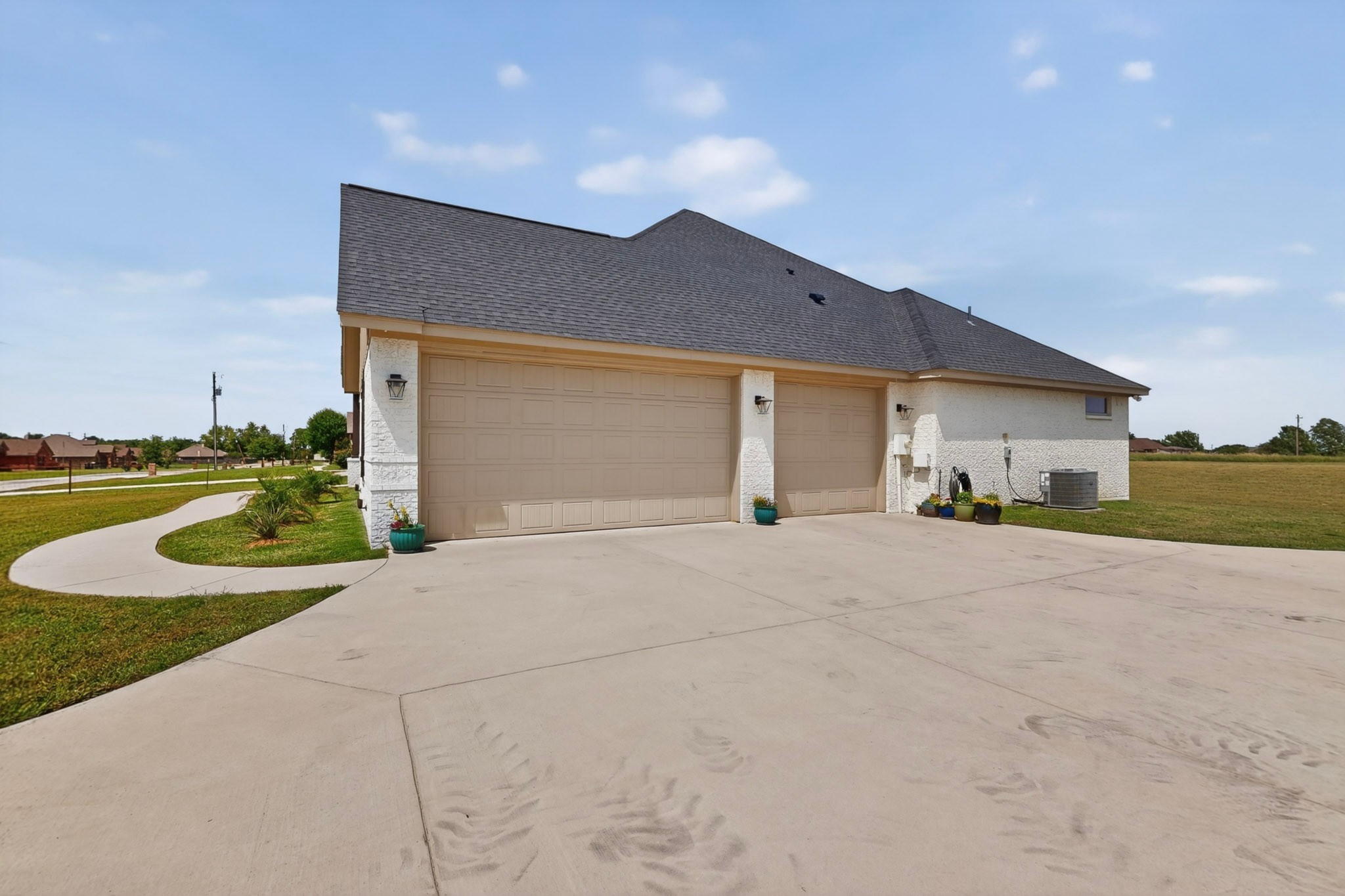 125 Remington Park Drive Springtown TX 76082