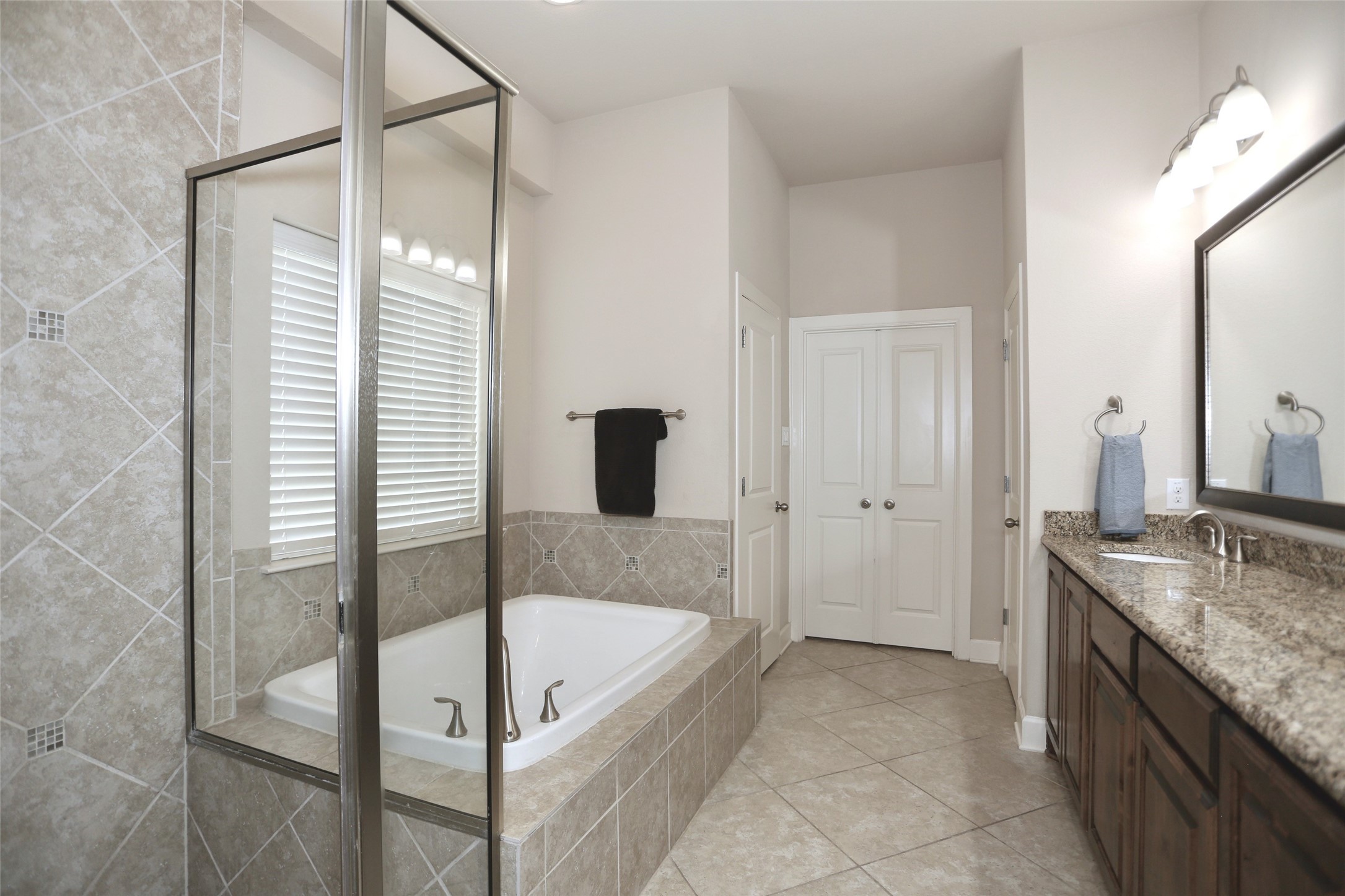 1104 3rd Street Argyle TX 76226