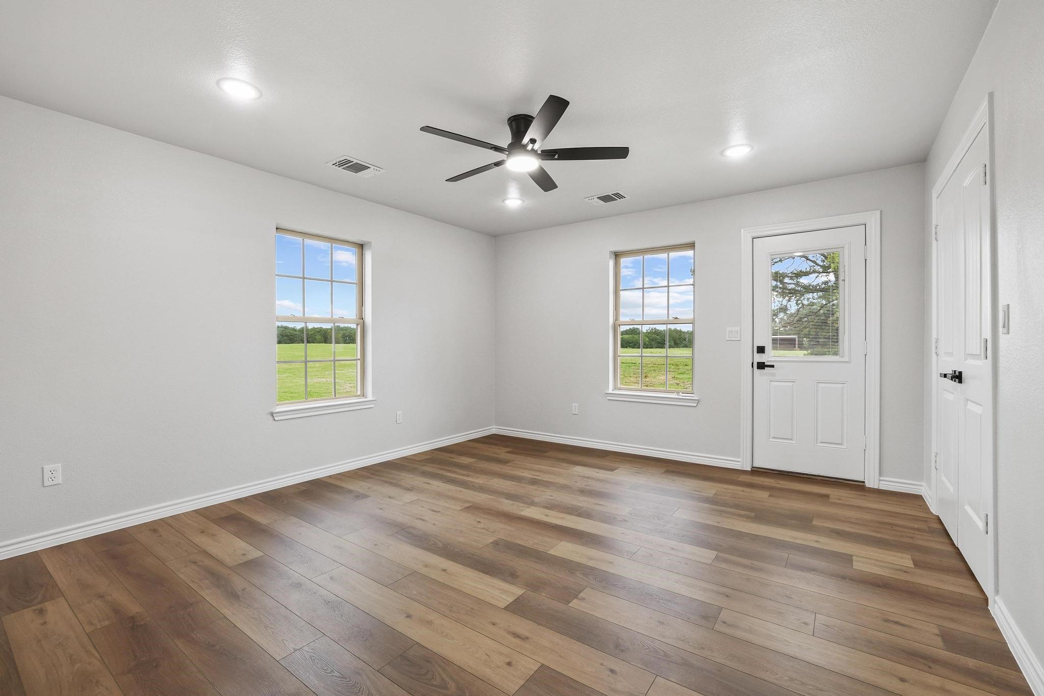 1250 County Road 2280 Telephone TX 75488