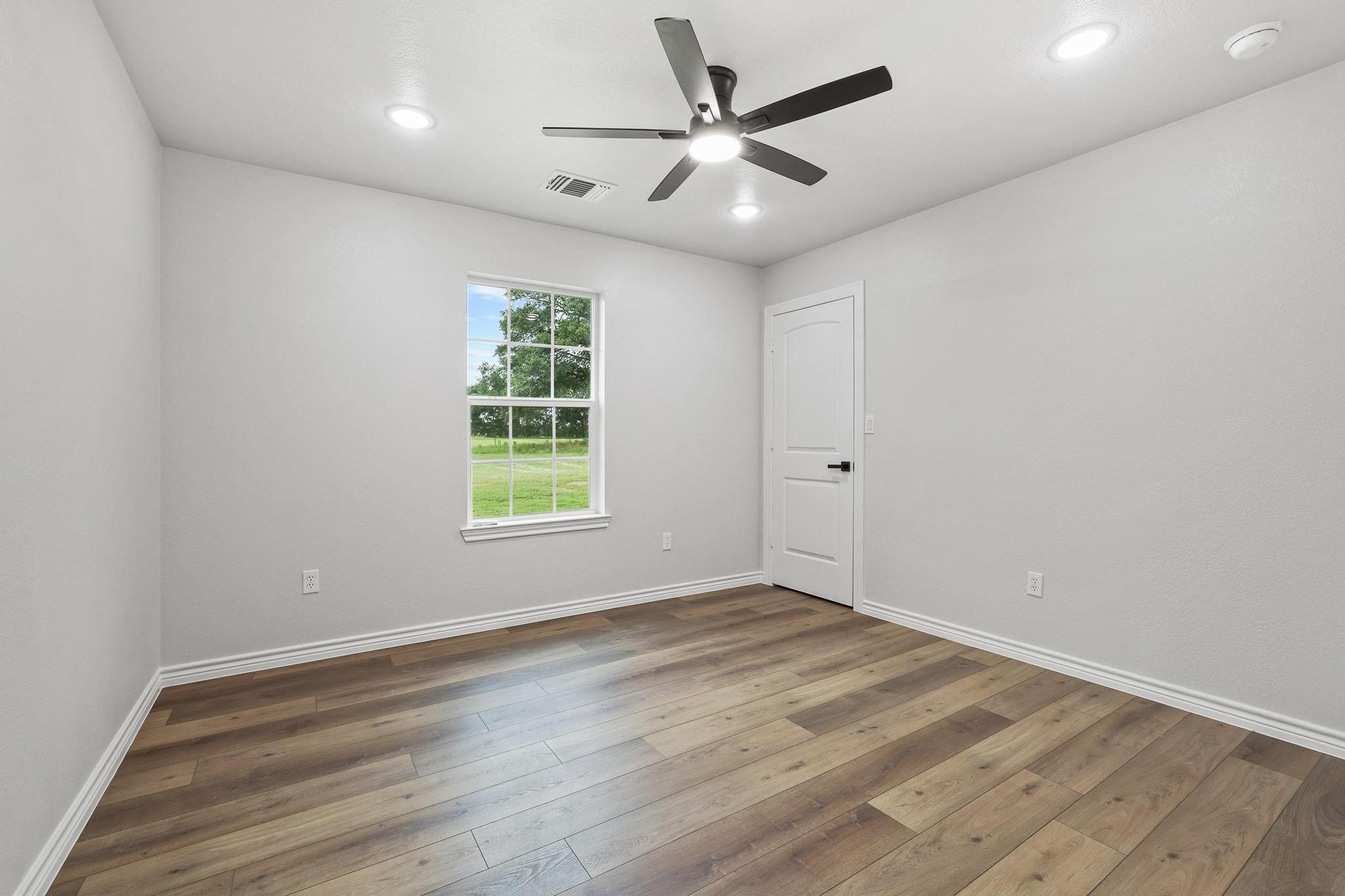 1250 County Road 2280 Telephone TX 75488