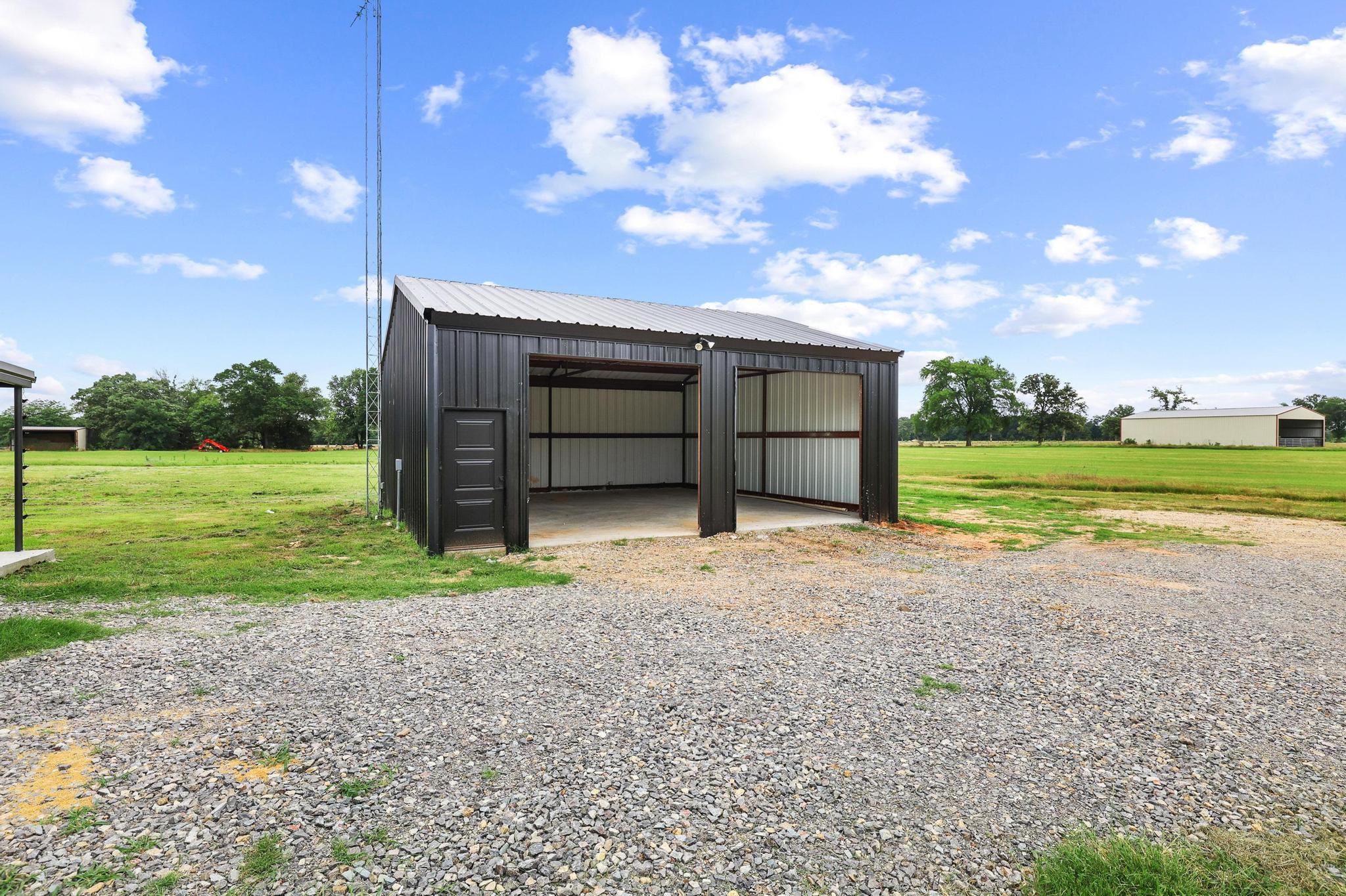 1250 County Road 2280 Telephone TX 75488