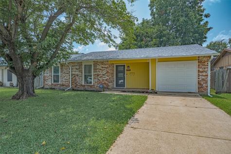 1526 Homestead Place Garland TX 75044
