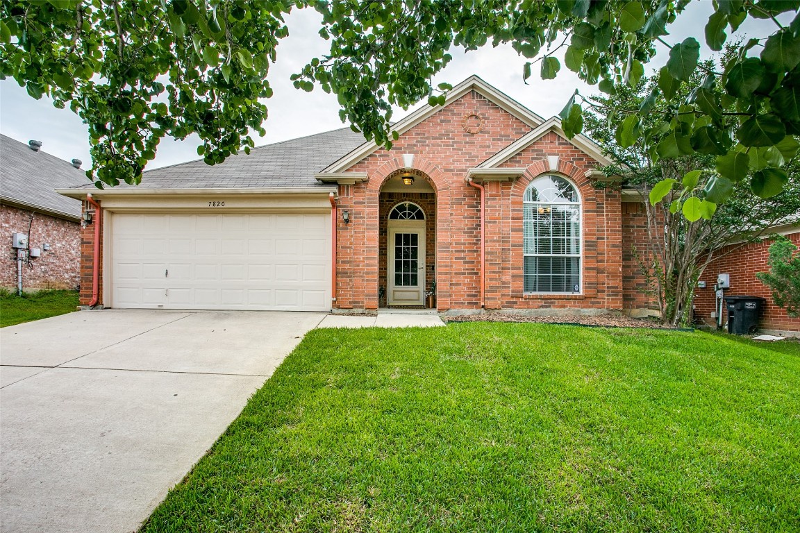 7820 Orland Park Circle Fort Worth TX 76137