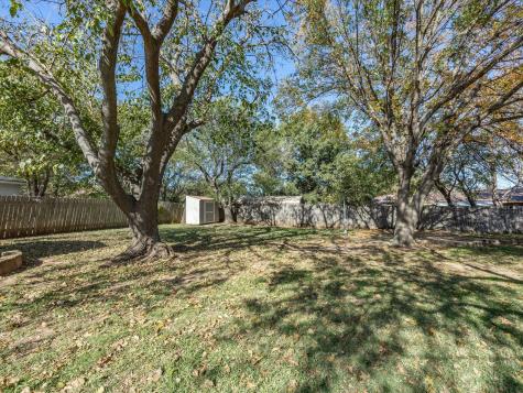 1104 Coffield Street Bowie TX 76230