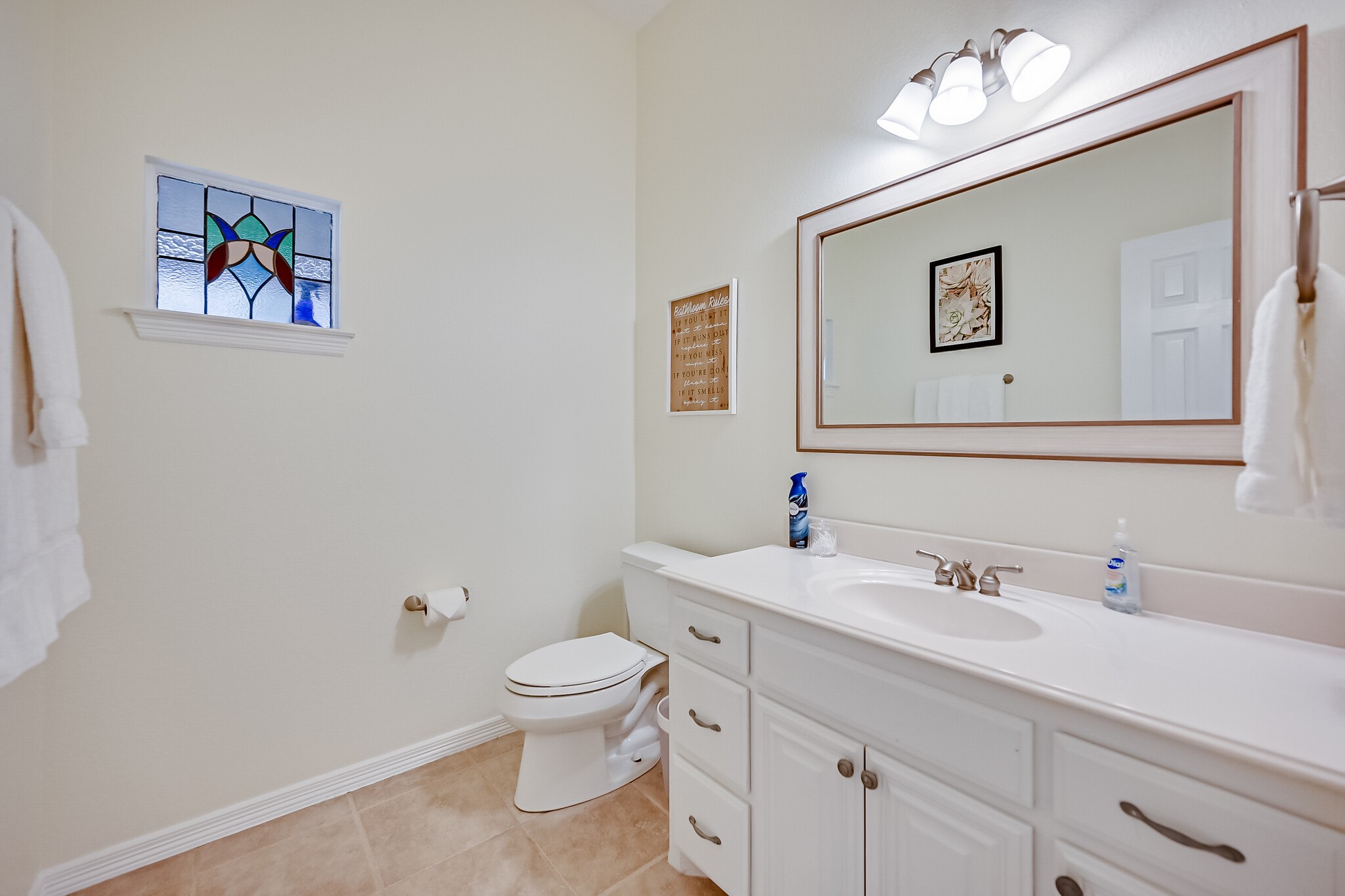 811 Mallard Pointe Drive Grand Prairie TX 75104